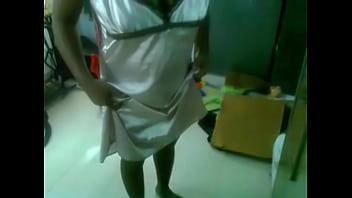 Mallu Aunty Slowly Peeling Off Her Tight Tee, Revealing Her Luscious Curves