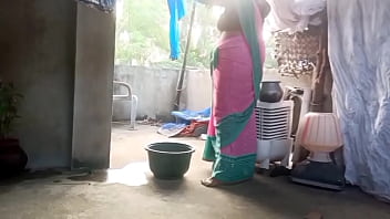 Sizzling Indian Aunty Unleashes Her Wild Side In This Scorching Xxx Video