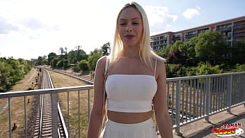 Vivian Lola’s Anal Debut: A Blonde Bombshell’s Pickup Casting Turns Wild