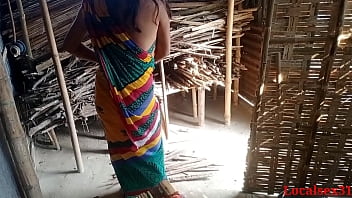 Desi Village Bhabi Gets Wild Outdoor Fuck With Her Boyfriend In Steamy Official Video By Localsex31