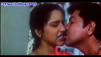 Vintage Mallu Reshma’s Sultry Curves And Raw Allure