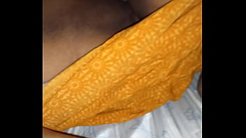Hot Telugu Aunty’s Dripping Wet Pussy