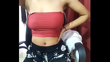 Desi Babe’s Wild Live Sex Show