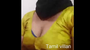Sizzling Tamil Aunty Bares All In A Seductive Dance