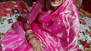 A Sultry Hindi Voice To Make Your Karwa Chauth Night Unforgettable