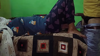 Mallu Bhabhi Ki Garmi Bhari Raat, Chudai Ke Lamhe