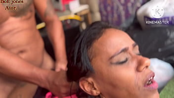 Ajudei A Vizinha Na Mudança E Acabamos Numa Putaria Com A Participação Especial Da Gostosa Da Juju