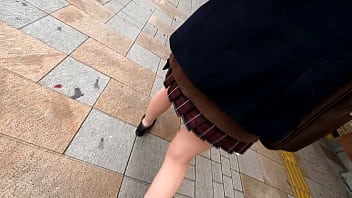 清純派cちゃんの新宿制服ミニスカート美脚中出しパンチラ盗撮電車痴漢自宅侵入睡眠姦