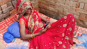 Aaj Pehli Baar Khatiya Pe Choda Apni Desi Biwi Ko, Chikhti Hui Chudai Ki Aag Mein Doob Gayi