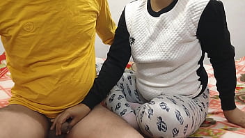 Naughty Teen Girlfriend’s Raw Homemade Sex Tape