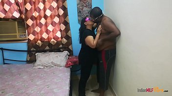 Savita Bhabhi’s Real-life Desi Aunty Lust: Sizzling Tamil Husband Fuck Session