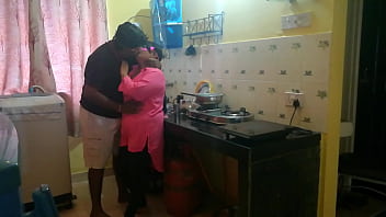 Sizzling Bengali Bhabhi Gets Ravaged On The Kitchen Counter