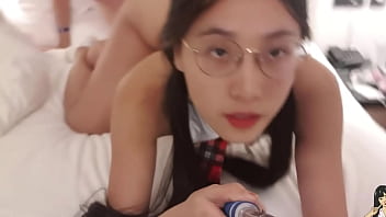 刘玥 Chinese Asian June Liu Gets Stretched By A Massive Cock