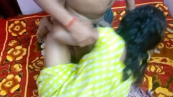 Sultry Telugu Temptress Dripping With Raw Desire