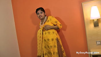 Sultry Indian Temptress Rupali
