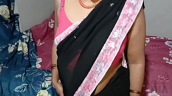Sultry Desi Maid With Voluptuous Curves Caught In A Steamy Dream With A Married Indian Beauty