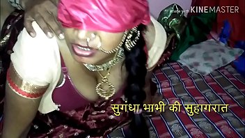 (हिन्दी ऑडियो) इस वीडियो में देखिए कैसे एक हाई-प्रोफाइल रांड अपने पति के साथ सुहागरात की रात उसका लंड चूसकर और चोदकर उसका पानी निकाल देती है!