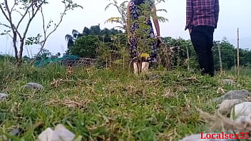 Local Aunty Gets Wild And Wet In Public Outdoor Fuck – Official Raw Video By Localsex31
