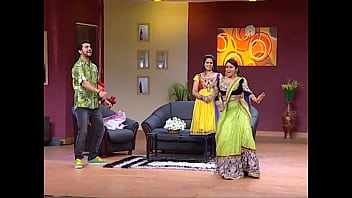 Sizzling Mallu Starlet Chandana’s Scorching Dance Moves In Mazha