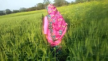 Desi Gaon Ki Bhabhi Jungle Mein Chudai Ki Hardcore Hindi Porn
