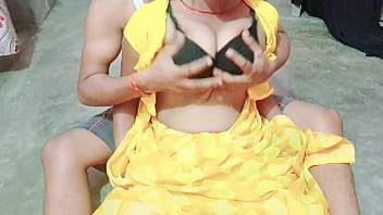 Desi Bhabhi Passionately Tonguing Her Devar’s Bengali Pussy