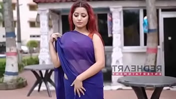 Sultry Bengali Beauty With Curves That Hypnotize