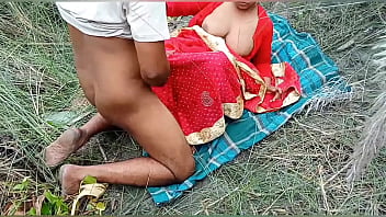 Sweaty, Primal Outdoor Pounding For A Desperate Bhabhi