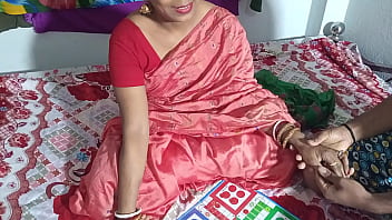 Bhabhi Ke Saath Ludo Khel Kar Jeetne Wala Uski Jism Ka Maza Le, Garam Hindi Voice Mein Full Sex