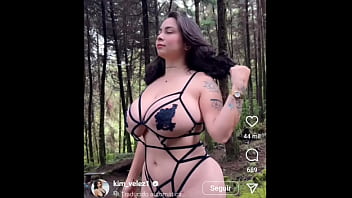 Un Homenaje Ardiente Y Lujurioso Para La Diosa Kim Vélez