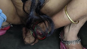 Sakshi Bhabi’s Steamy Bathroom Session: Shaving Her Sweet Village Pussy Bare
