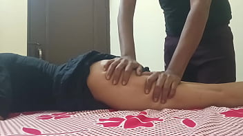 Desi Girlfriend’s Steamy Hindi Moans While Getting Pounded By Her Lover