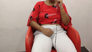 Tamil Beauty Spreads Wide And Plays With Her Wet Pussy On Live Cam