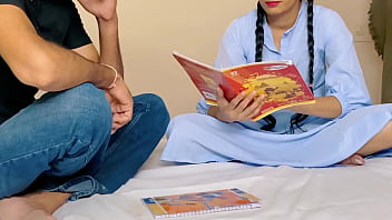 Meri Chut Itni Pyasi Thi Ki Maine Apne Teacher Ka Maza Le Liya