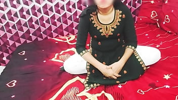 बड़ी बहन का गर्म स्टेप भाई के साथ जंगली चुदाई का मज़ा