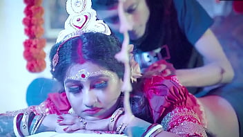 Bhabhi Ki Chikhti Cheekhon Se Bhari Raat, Pati Ne Diya Pehli Raat Ka Maza