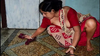 When The Wife’s Away, The Horny Bengali Maid And Her Big Tits Get Fucked Hard By The House Owner