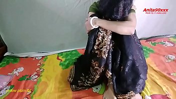 Hotel Hookup: Indian Bhabi Moans In Hindi While Getting Pounded