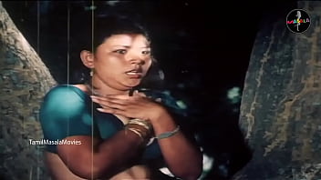 Sultry Desi Village Beauties Flaunt Their Tempting Cleavage