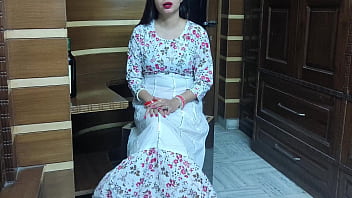 सुतेले भैया ने चोदकर दिया चुदाई का असली मजा, साराभाभी की चीखों से गूंजा कमरा
