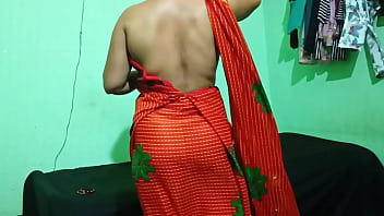 गर्म देसी गृहिणी की रसीली चुदाई