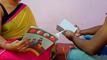 भारतीय शिक्षिका ने अपने छात्र को यौन संबंध बनाने के लिए राज़ी कर लिया
