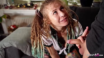 Nachhilfestunde Mit Julia: Dreadlocks Fliegen, Während Der Lehrer Sie Tief Und Leidenschaftlich Durchfickt