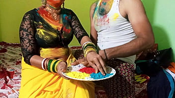 होली के रंग में डूबी बहू ने ससुर जी के साथ खेला ये गंदा खेल, भुर्र खोलकर चोदाई का बंगाली देसी वीडियो