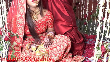 Sizzling Indian Desi Shaadi Ki Raat Ka Kamaal