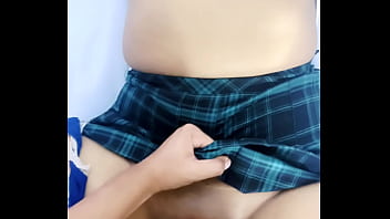 Llego Del Colegio Y Me Encuentro Con Mi Prima Esperándome En Casa, Caliente Y Lista Para Darme Una Sorpresa Que No Olvidaré