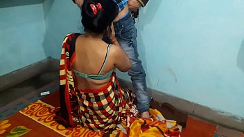 देबर भाभी का पहला सेक्स अनुभव, देखो कैसे चीख उठी वो जब चढ़ा उसके ऊपर