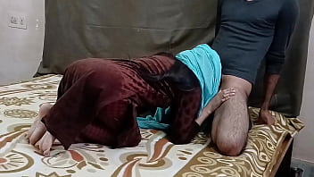 Winter Lust Unleashed: Priya Bhabhi’s Steamy Room Encounter