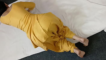 Meri Chachi Ki Moti Gol Gand Ki Garam Garam Hindi Sex Video