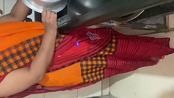 Bhabhi Ko Devar Ne Kitchen Se Pakad Kar Bedroom Tak Le Jaake Zor Zor Se Choda, Garmagaram Hindi Sex Mms Viral Ho Gaya